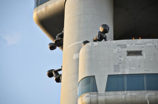 10 giant statues of babies are placed on the tower – The Babies by sculptor David Černý